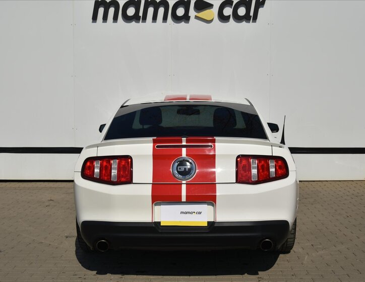 Ford Mustang Kupé 4,6 l 235 kw