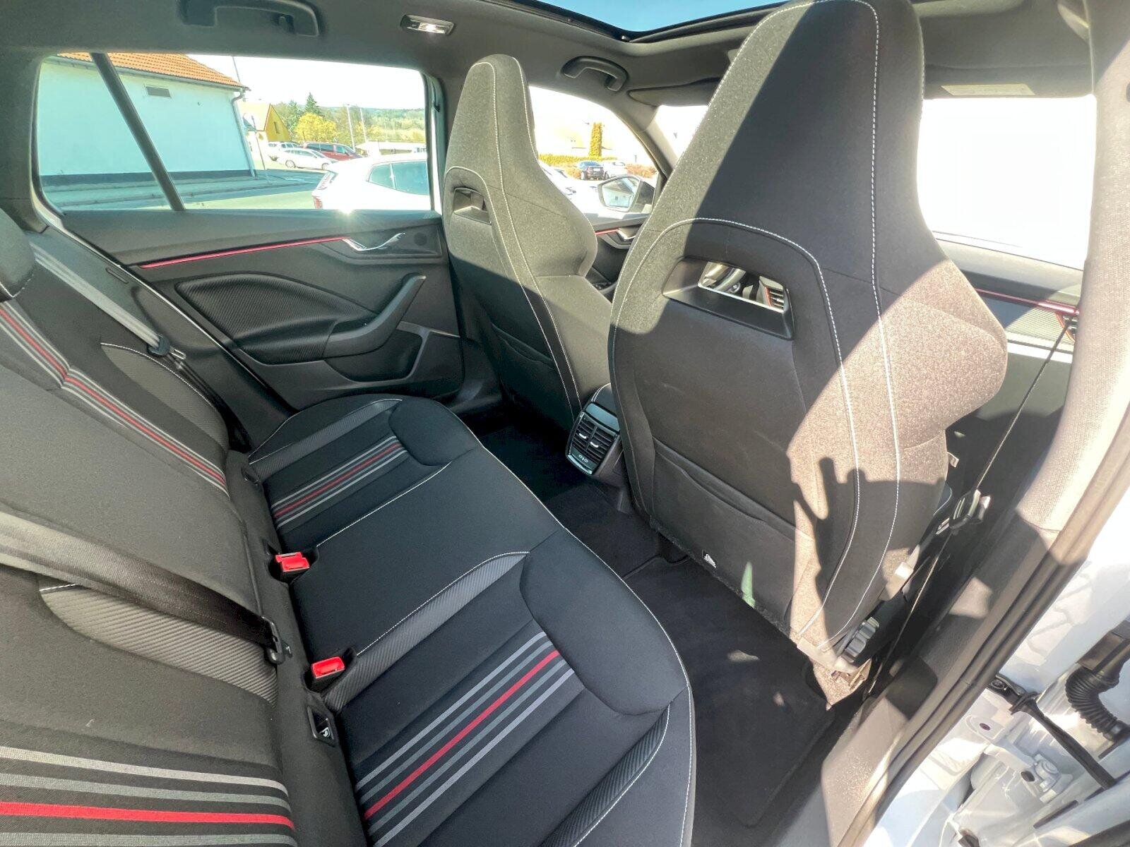 Škoda Scala Hatchback 1,0 l 85 kw