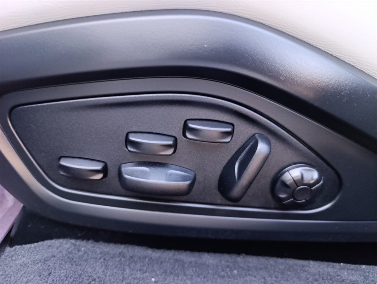 Porsche Taycan Kombi 0,0 560 kw