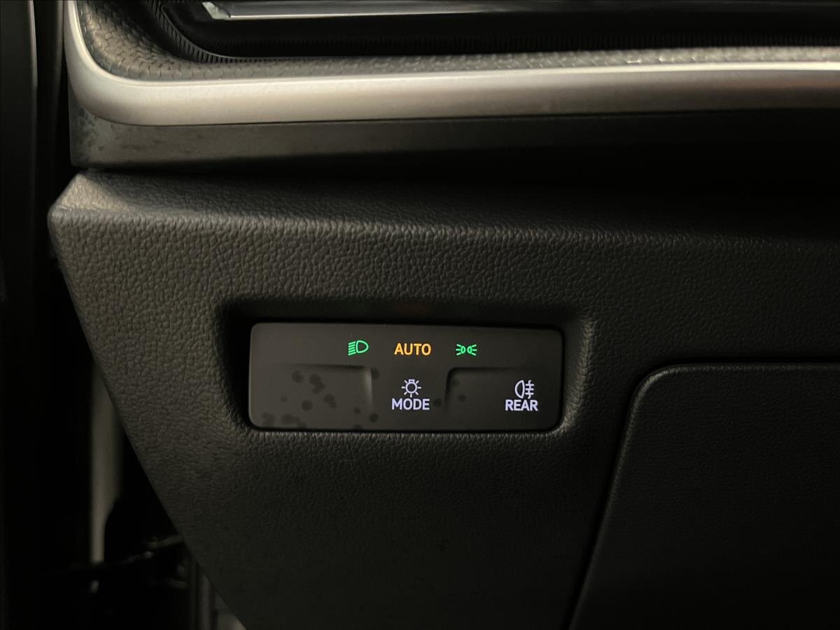 Škoda Superb Liftback 2,0 l 110 kw