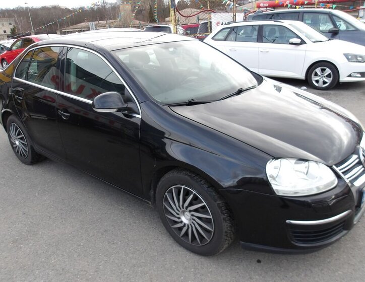 Volkswagen Jetta Sedan 1,9 l 77 kw