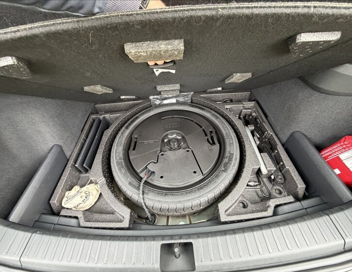 Škoda Karoq SUV / Terénní 2,0 l 140 kw