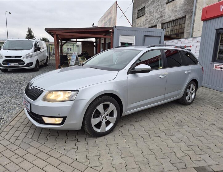 Škoda Octavia Kombi 2,0 l 110 kw