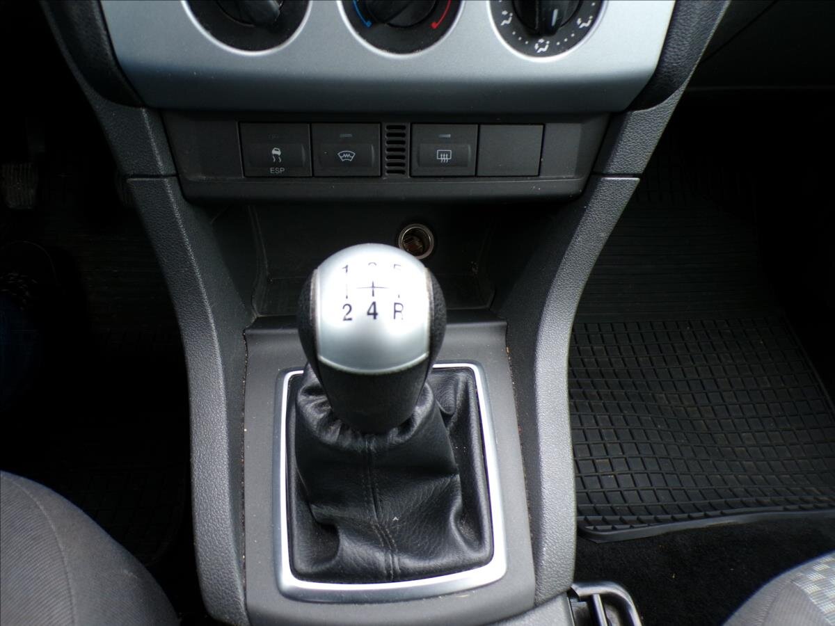 Ford Focus Kombi 1,6 l 74 kw