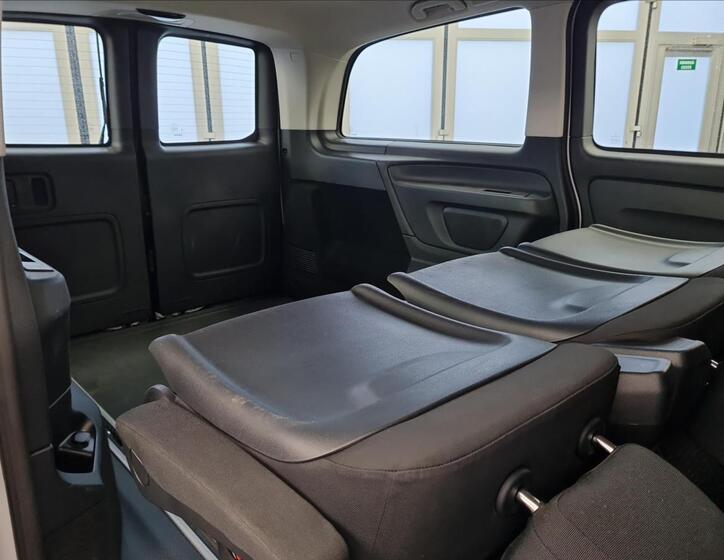 Mercedes-Benz Vito 19