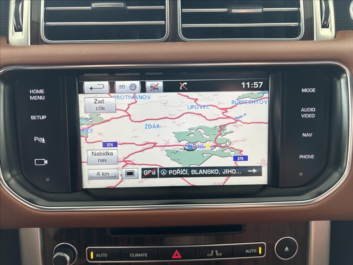 Land Rover Range Rover SUV / Terénní 3,0 l 190 kw