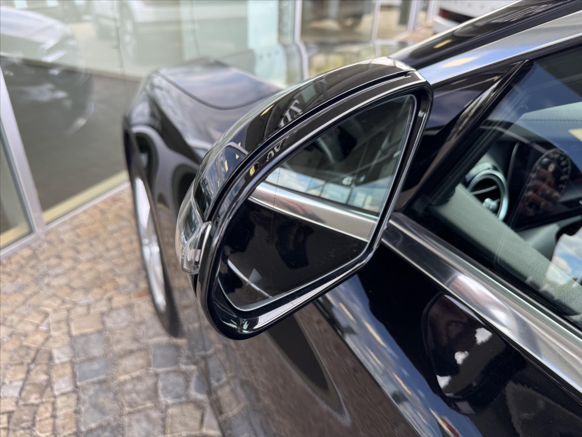 Mercedes-Benz Třídy E