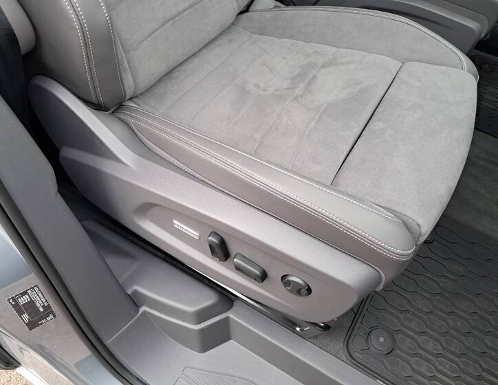 Volkswagen Multivan 25