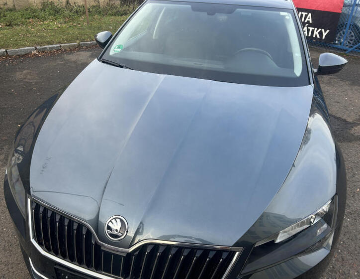 Škoda Superb 12