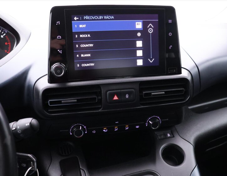 Peugeot Rifter MPV 1,5 l 96 kw