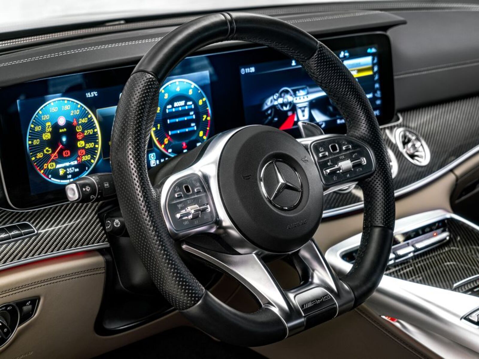 Mercedes-Benz AMG GT 16