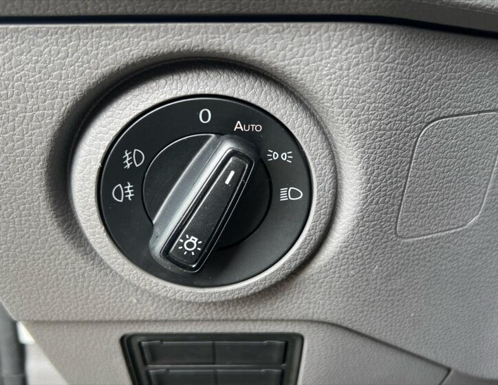 Volkswagen Crafter Skříň 2,0 l 103 kw