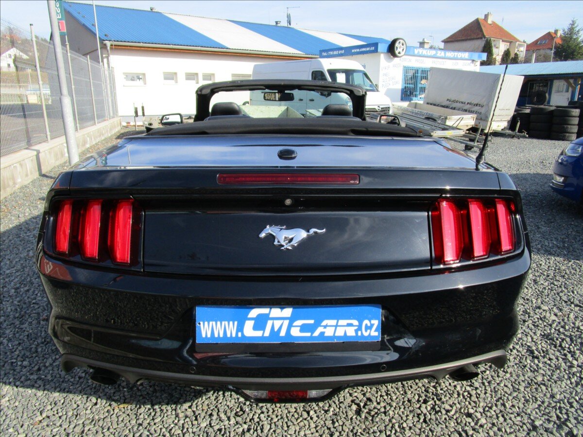 Ford Mustang Kabriolet 2,3 l 231 kw
