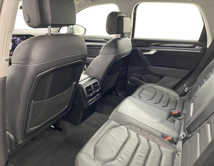 Volkswagen Touareg SUV / Terénní 3,0 l 170 kw