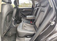 Audi Q5 SUV / Terénní 2,0 l 155 kw