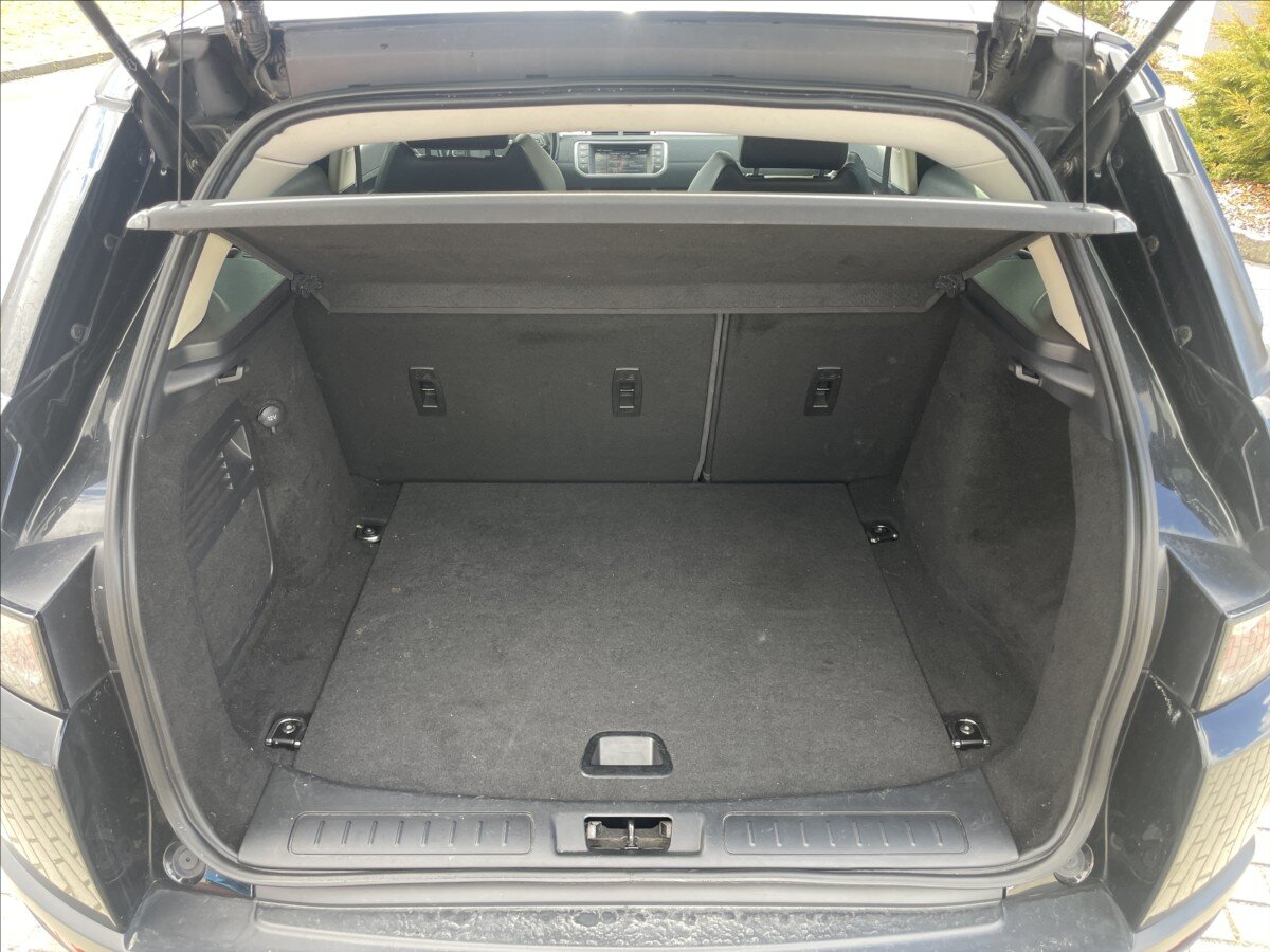 Land Rover Range Rover Evoque SUV / Terénní 2,2 l 110 kw