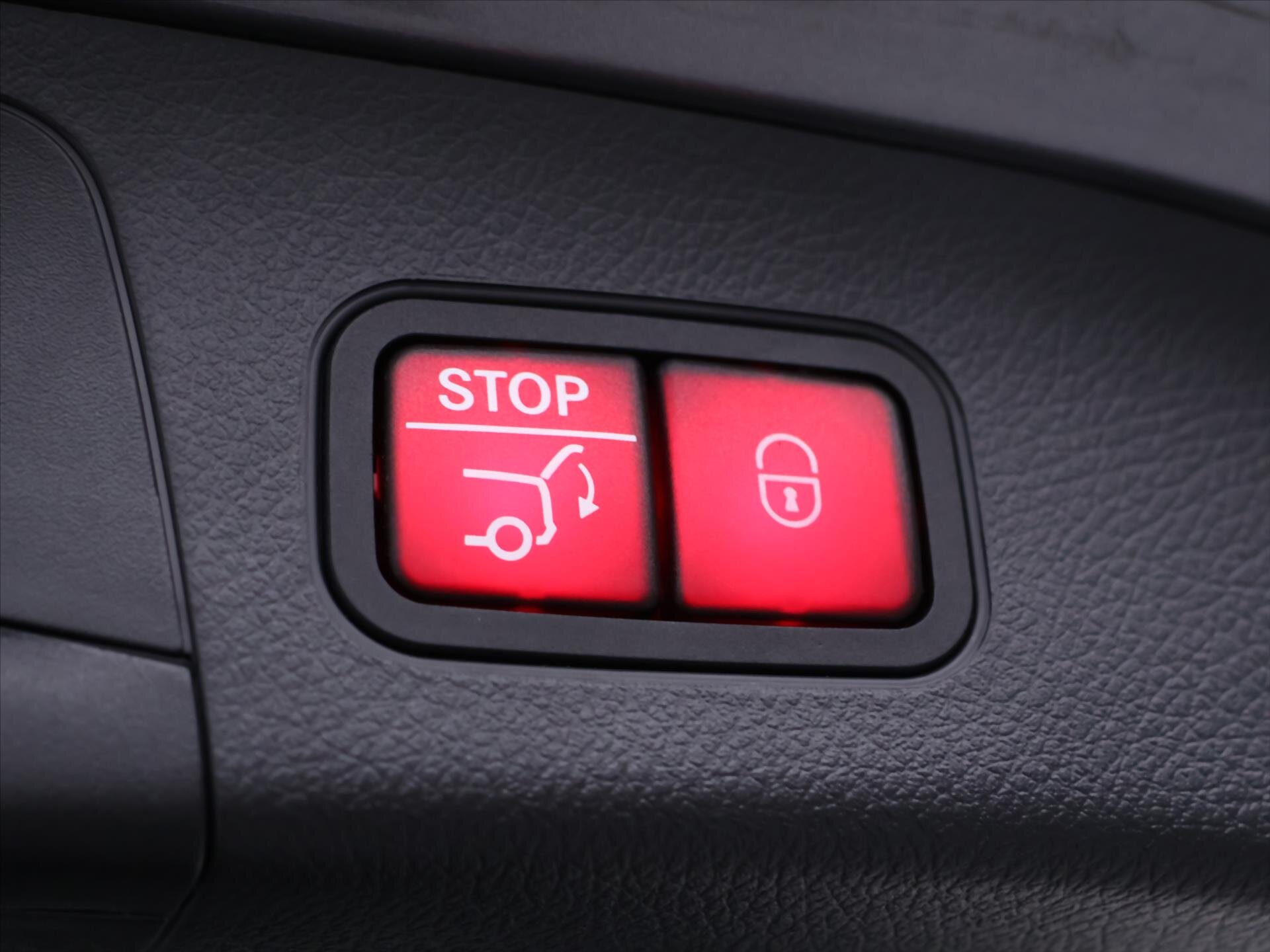 Mercedes-Benz GLA SUV / Terénní 2,0 l 165 kw