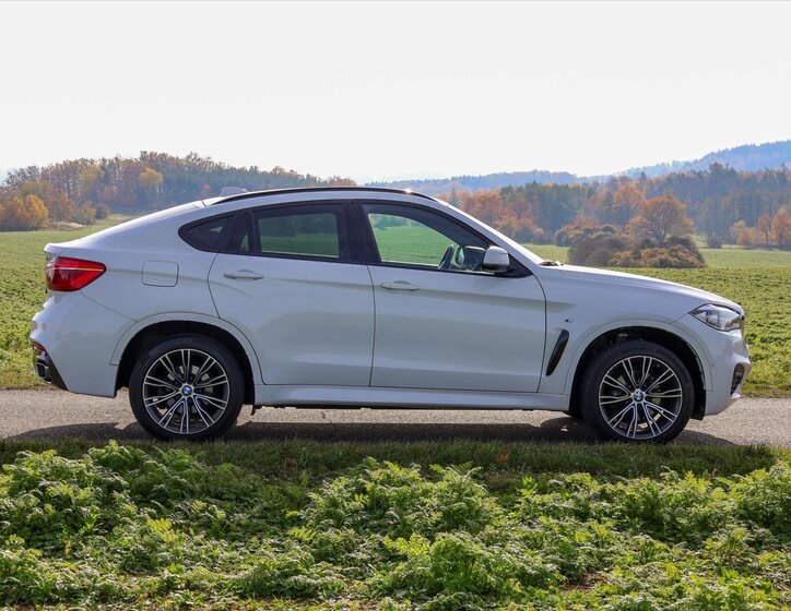 BMW X6 8
