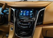 Cadillac Escalade SUV / Terénní 6,2 l 313 kw