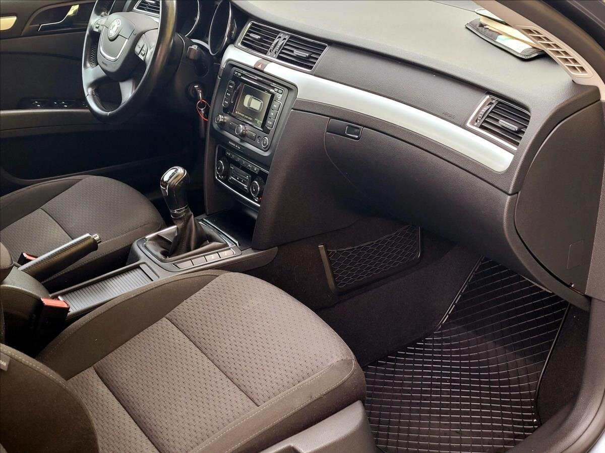 Škoda Superb Kombi 1,8 l 118 kw