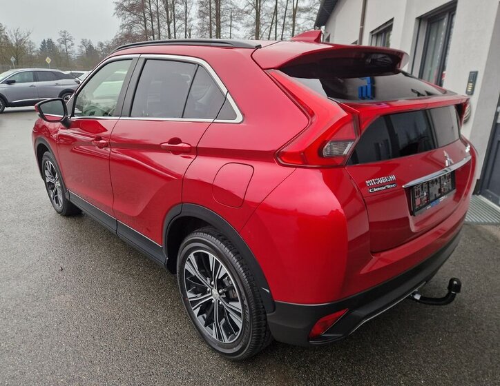 Mitsubishi Ostatní SUV 1,5 l 120 kw