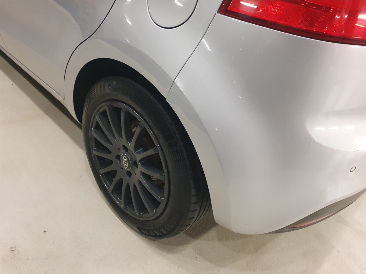 KIA Rio Hatchback 1,4 l 66 kw