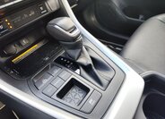 Toyota RAV4 SUV / Terénní 2,5 l 163 kw