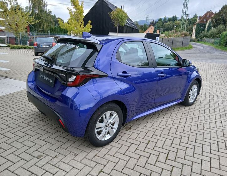 Toyota Yaris 6