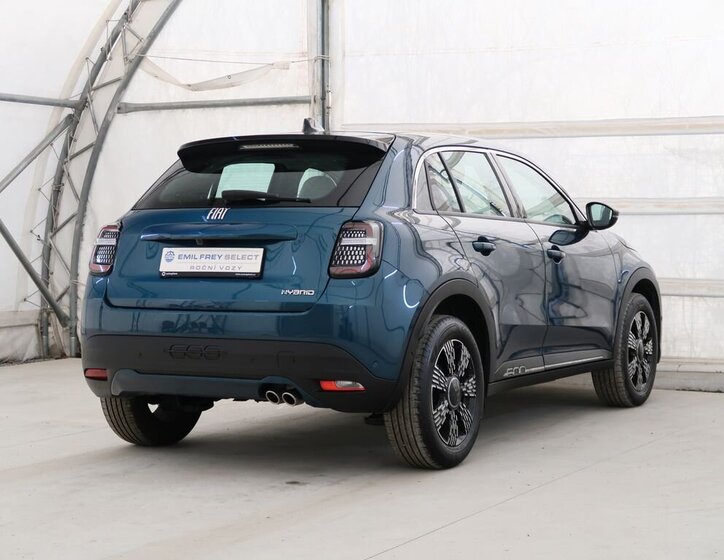 Fiat 600 Hatchback 1,2 l 100 kw