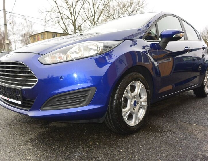 Ford Fiesta Hatchback 998,0 74 kw