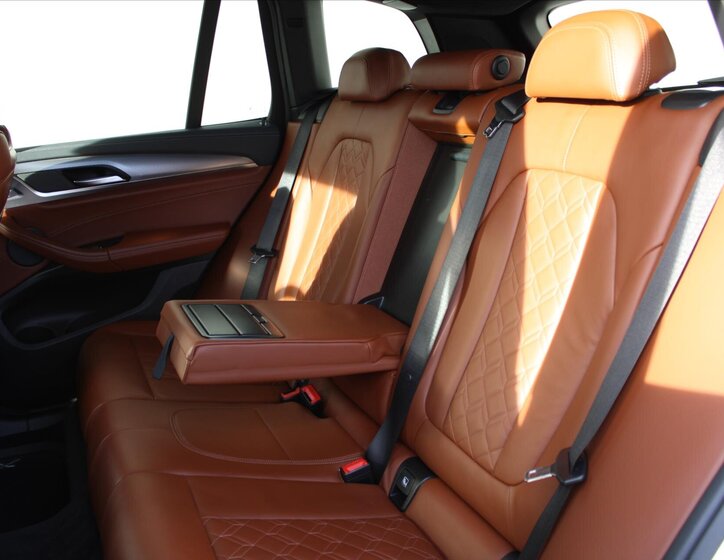 BMW X3 SUV / Terénní 3,0 l 240 kw