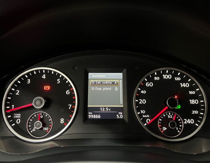 Volkswagen Tiguan SUV 2,0 l 132 kw