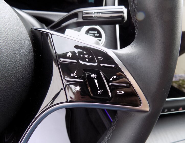 Mercedes-Benz Třídy E 25