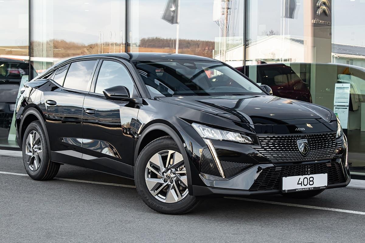 Peugeot 408 Liftback 1,2 l 105 kw