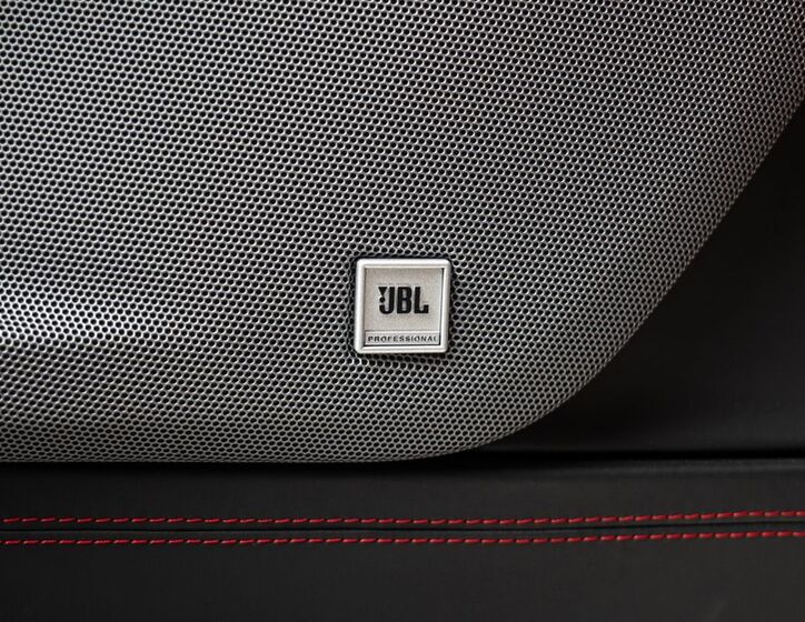 Ferrari GTC4 Lusso 21