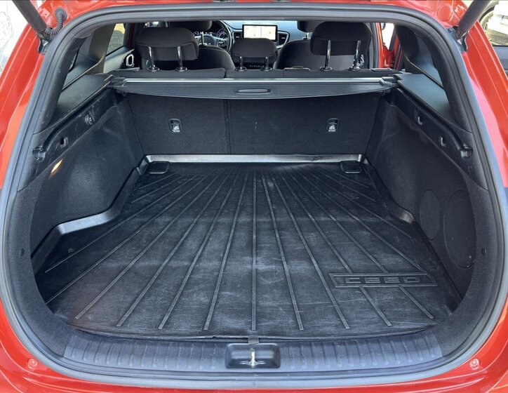 KIA Ceed Kombi 1,5 l 117 kw