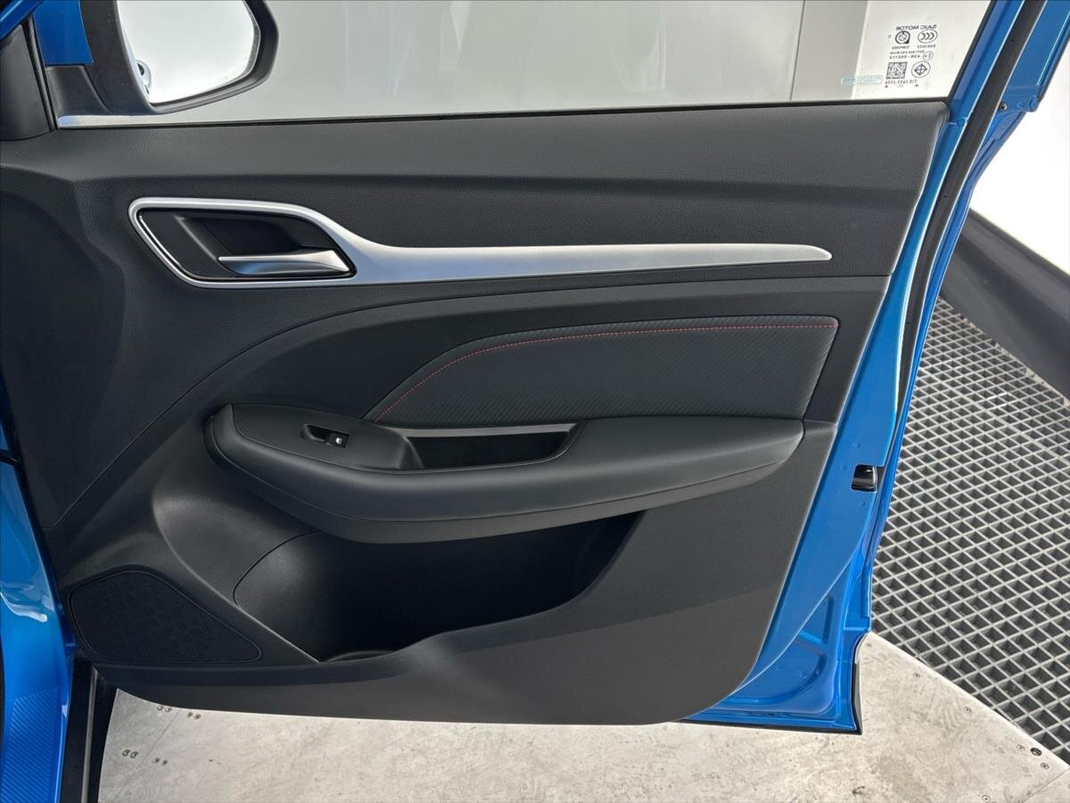 MG ZS SUV / Terénní 1,5 l 78 kw