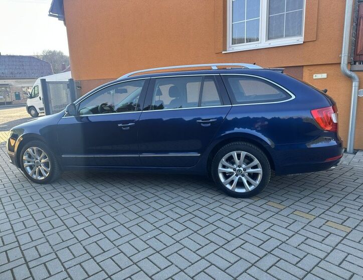 Škoda Superb 7