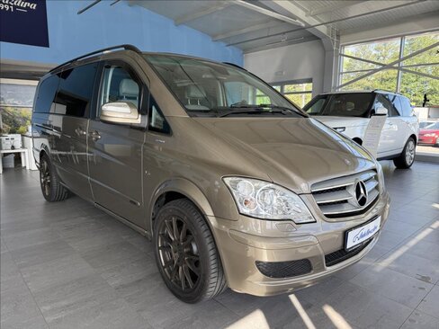 Mercedes-Benz Viano Kombi 3,0 l 165 kw