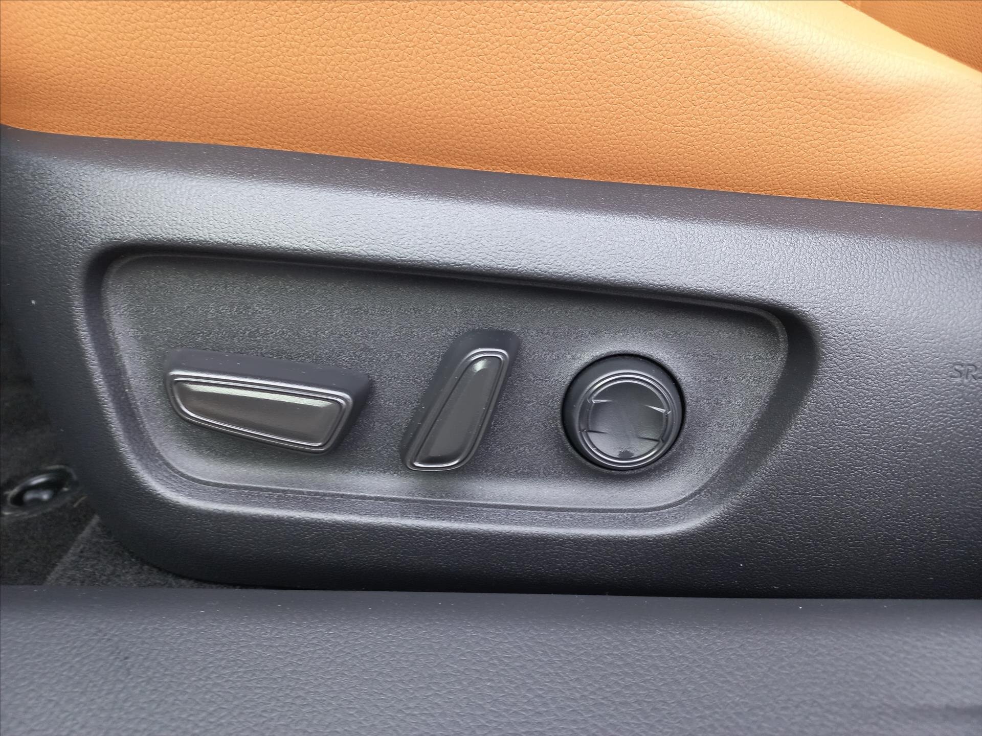 Toyota Camry Sedan 2,5 l 137 kw