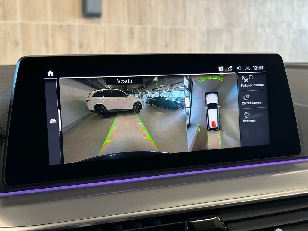 BMW Řada 5 Kombi 3,0 l 195 kw