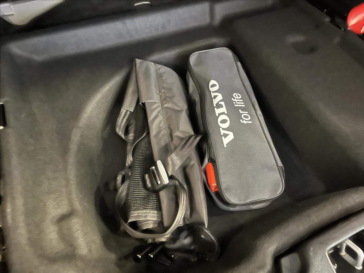 Volvo V60 Kombi 2,0 l 184 kw