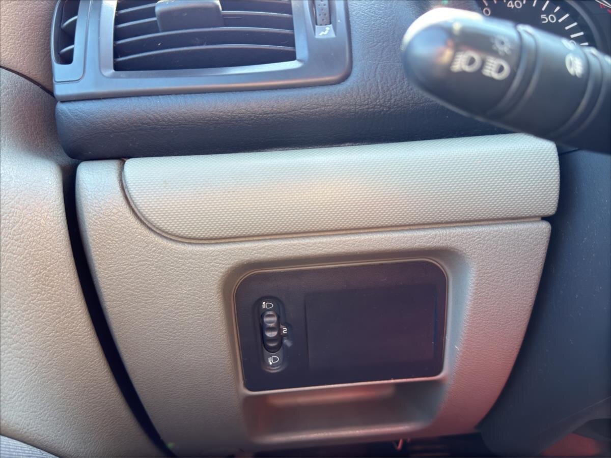 Renault Clio Hatchback 1,1 l 55 kw