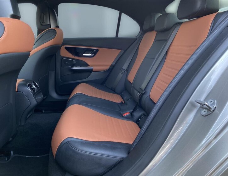 Mercedes-Benz Třídy C 11