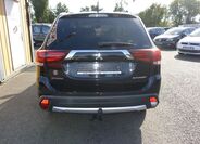 Mitsubishi Outlander 6