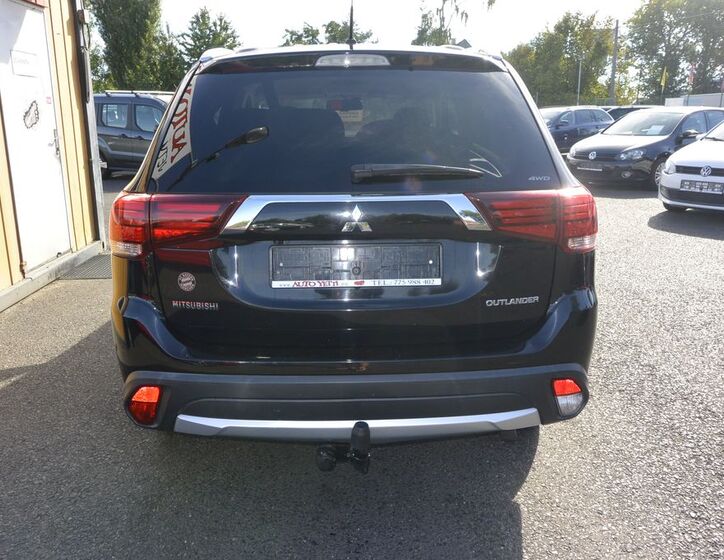 Mitsubishi Outlander 6