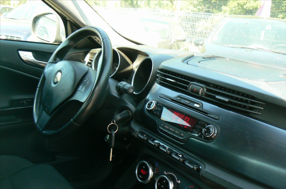 Alfa Romeo Giulietta Hatchback 2,0 l 103 kw