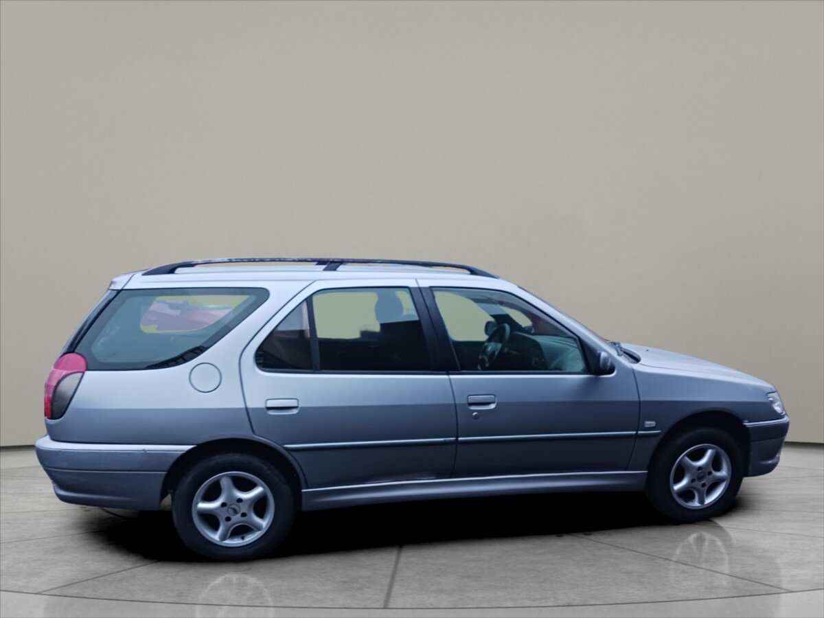 Peugeot 306