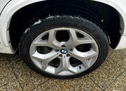 BMW X5 Kombi 3,0 l 180 kw