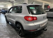 Volkswagen Tiguan SUV / Terénní 2,0 l 125 kw